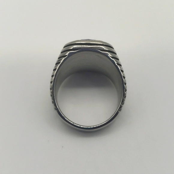 1767- Blue Cubic Zirconia Handmade Men's Ring Size 8 NWT - Picture 5 of 8